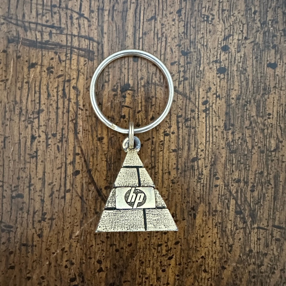 Vintage HP Pyramid Promotional Keychain — Hewlett-Packard Corporate Swag